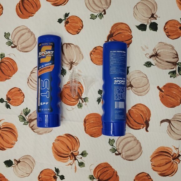 SUNSCREEN FLASKS NWOT - Picture 3 of 3